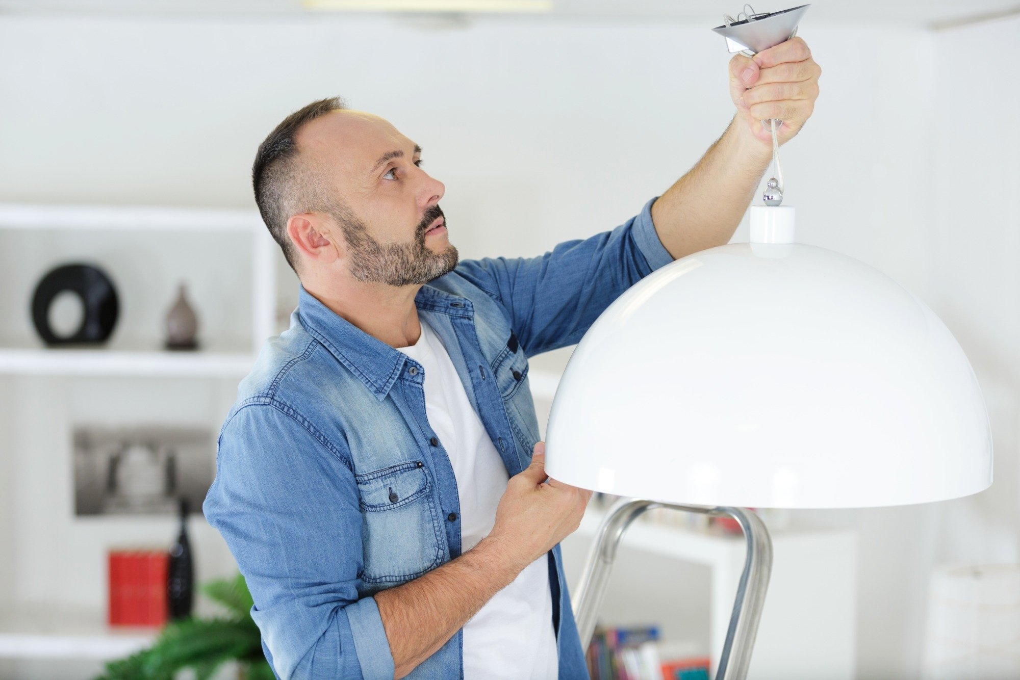Come montare un lampadario a sospensione