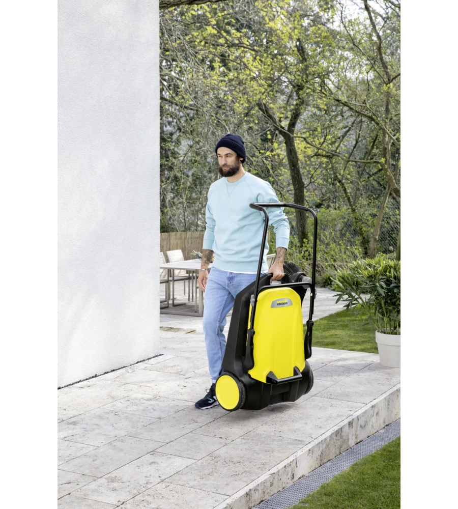SPAZZATRICE MANUALE KARCHER S6 CON UNA SPAZZOLA LATERALE