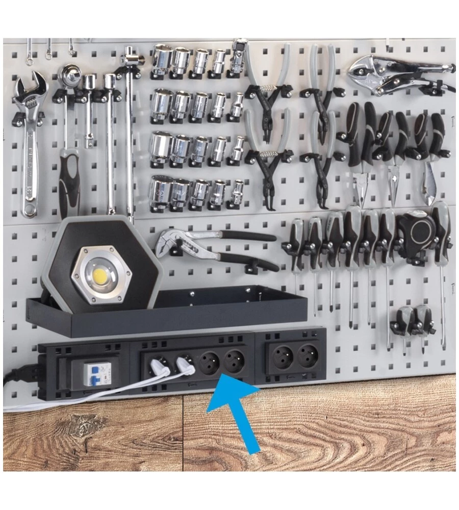 Presa schuko multipla fami 4 scomparti