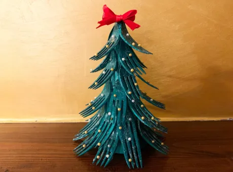 Crea Un Alberello Di Natale Con Il Riciclo